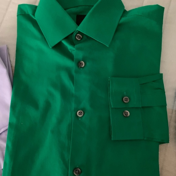 (Bundles) 3 men’s shirts buttons down - Picture 13 of 16